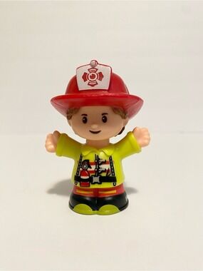 Little People Fireman Woman Lady Girl Fire House Fisher Price Figure Toy 4/$20 🛑